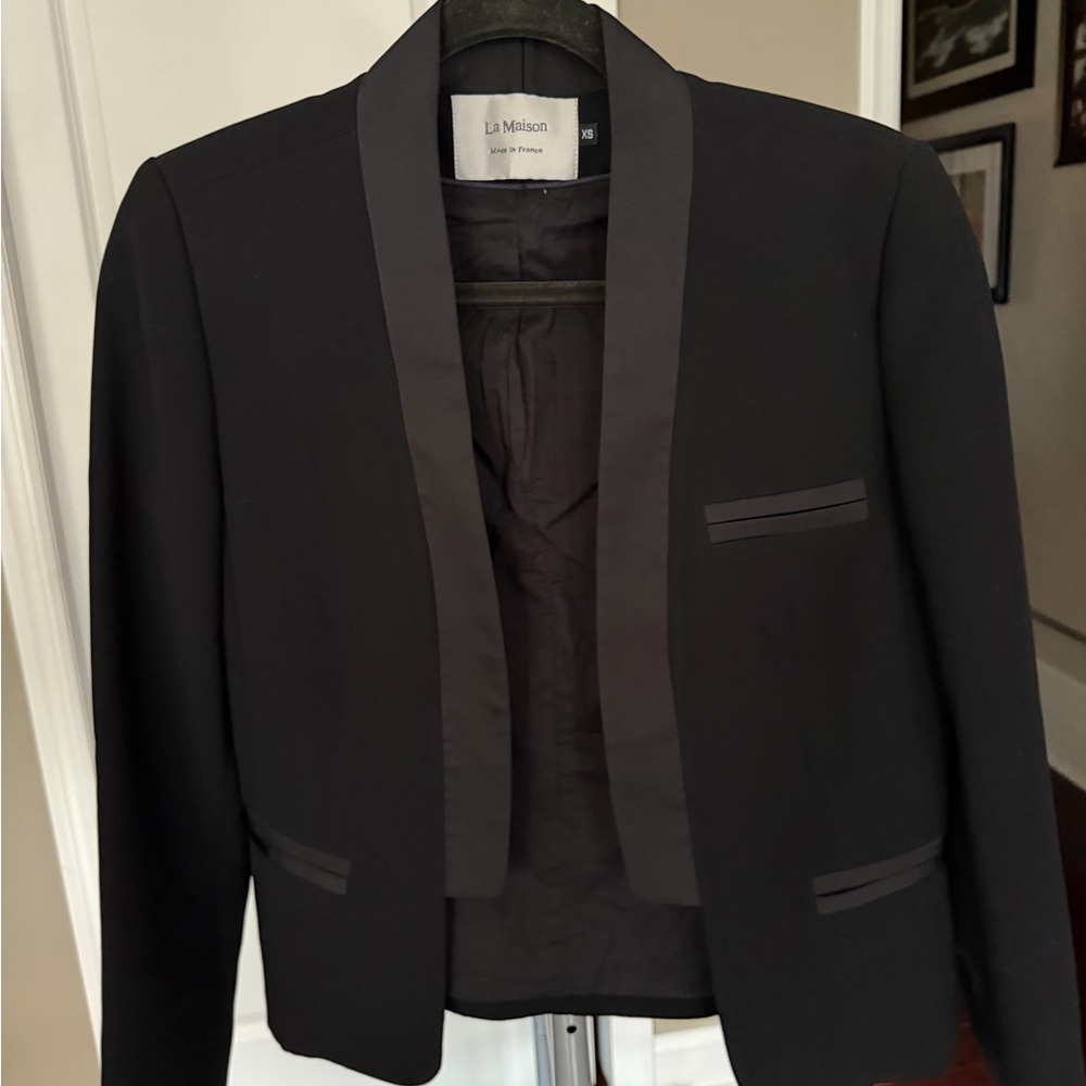 La Maison Black Tuxedo Style Women's Blazer